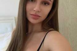 Tahrik Olacağınız Giysiler Giyen Demet